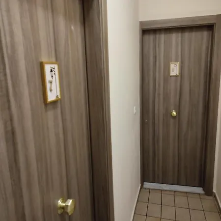 9 ホテル