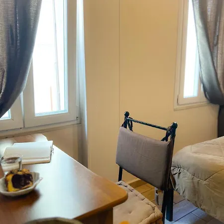 9 Ξενοδοχείο Ερμούπολη