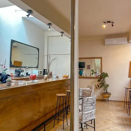 9 Ερμούπολη