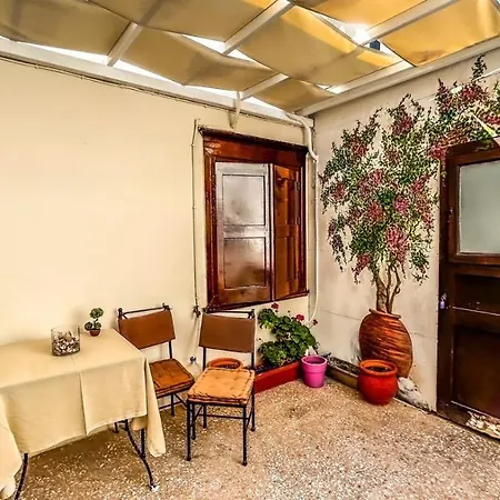 Ξενοδοχείο 9