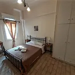 9 Hotel *