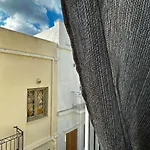 Hotel 9 *