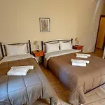 Hotel 9
