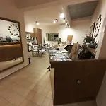 Hotel 9