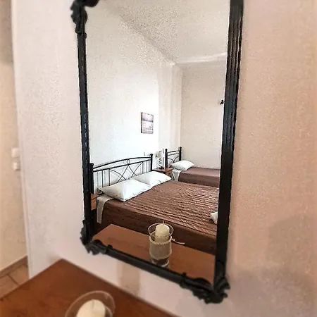 9 Hotel *