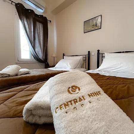 Hotel 9
