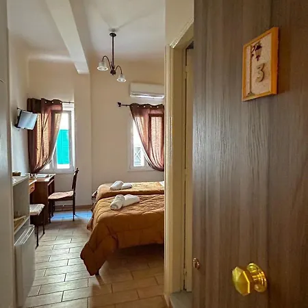 9 Ermoupoli