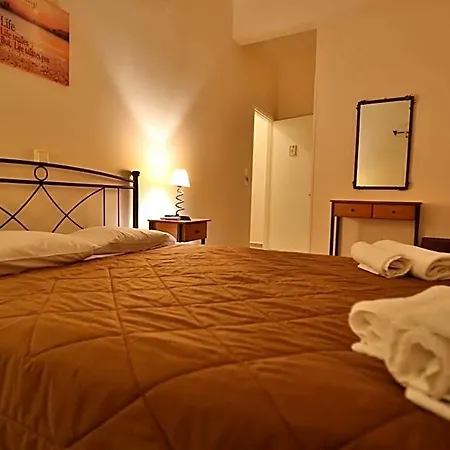 9 Hotel *