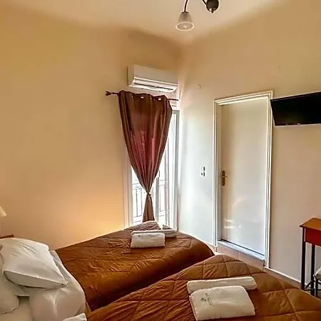 Hotel 9